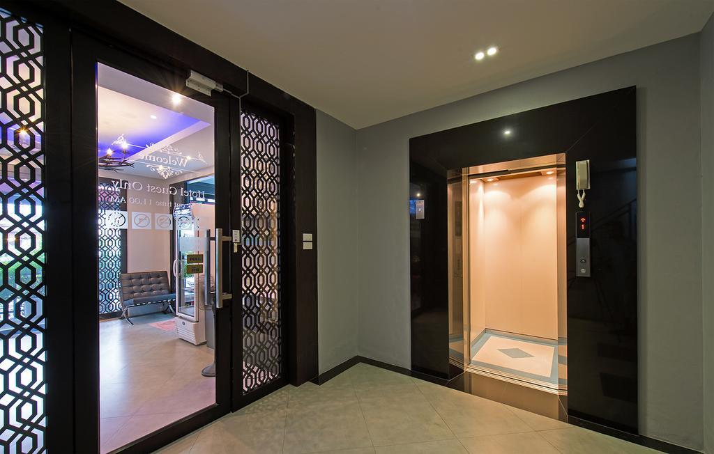Srisawara Casa Hotel Krabi Exterior photo